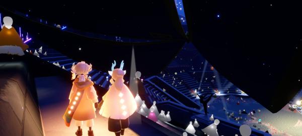 疯帽先生和月亮小姐手牵手一起看欧若拉音乐之旅演唱会耶✌